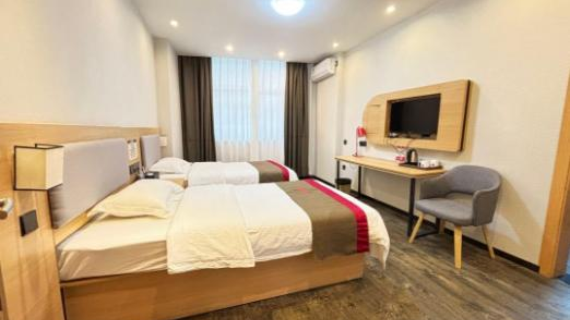 Kyirong Shell Hotel
