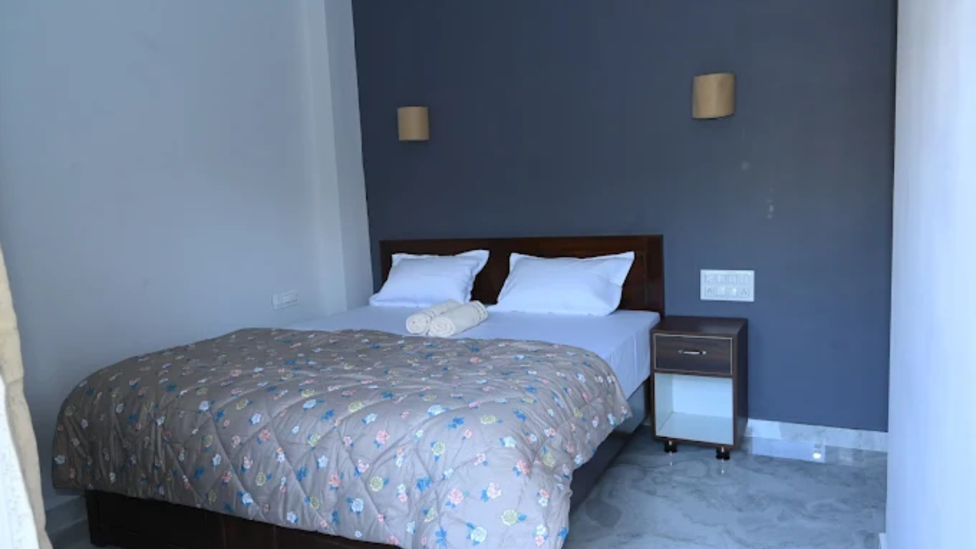 Dream Hampi Villa & Home Stay