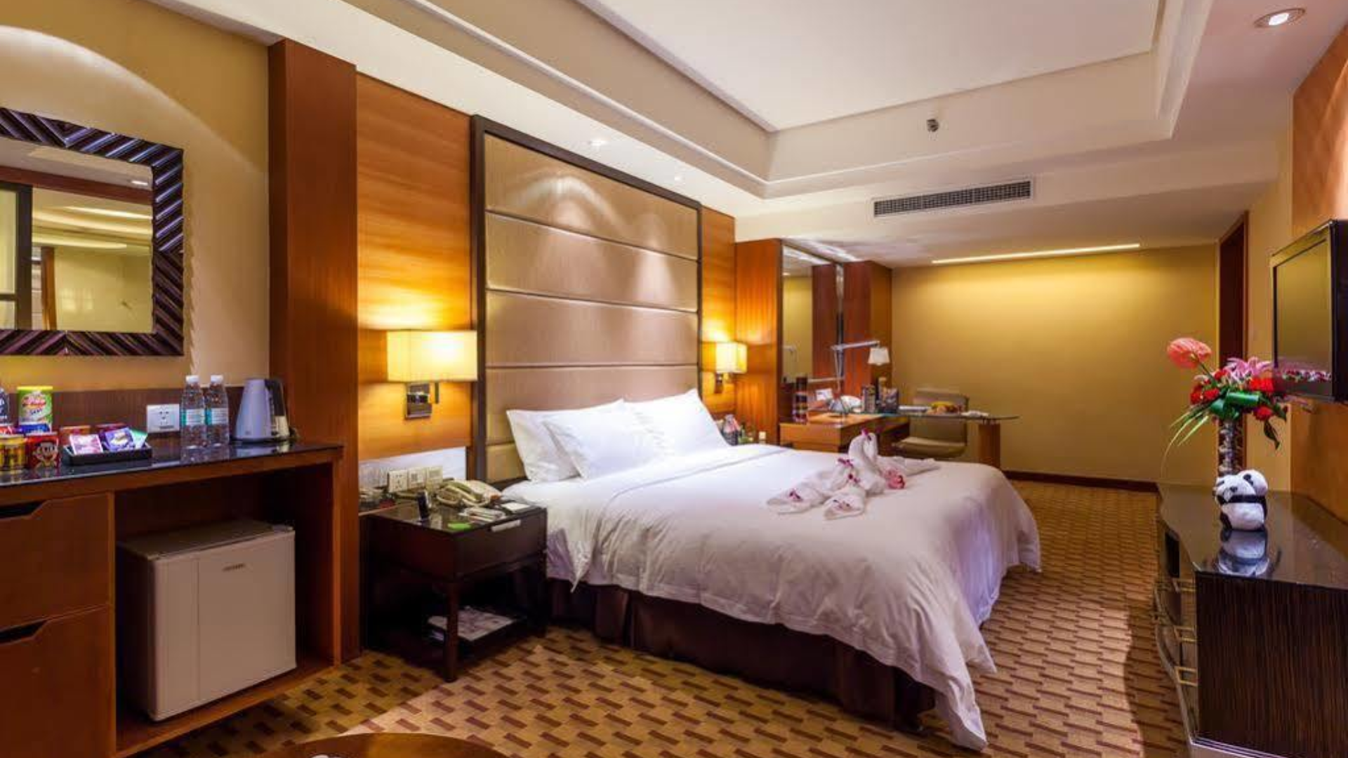 Celebrity Ruicheng Hotel