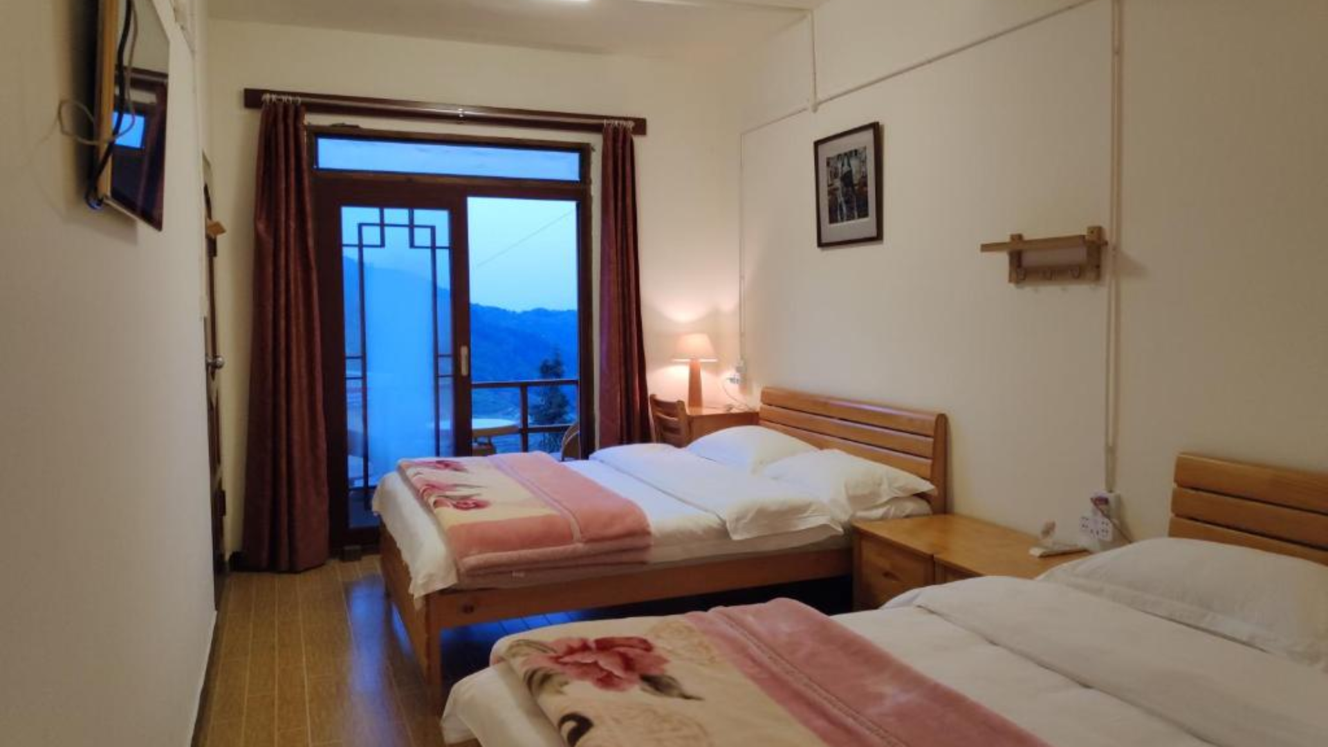 Yuchenglou Guesthouse