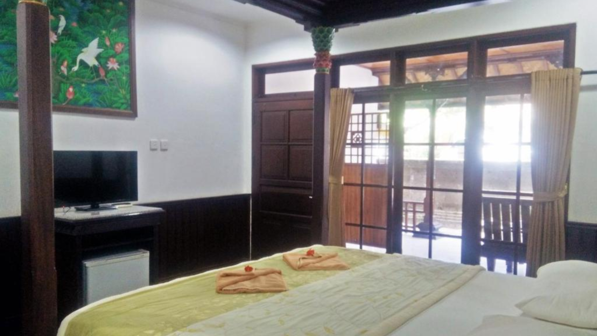 Puri Rai Padang Bai Hotel