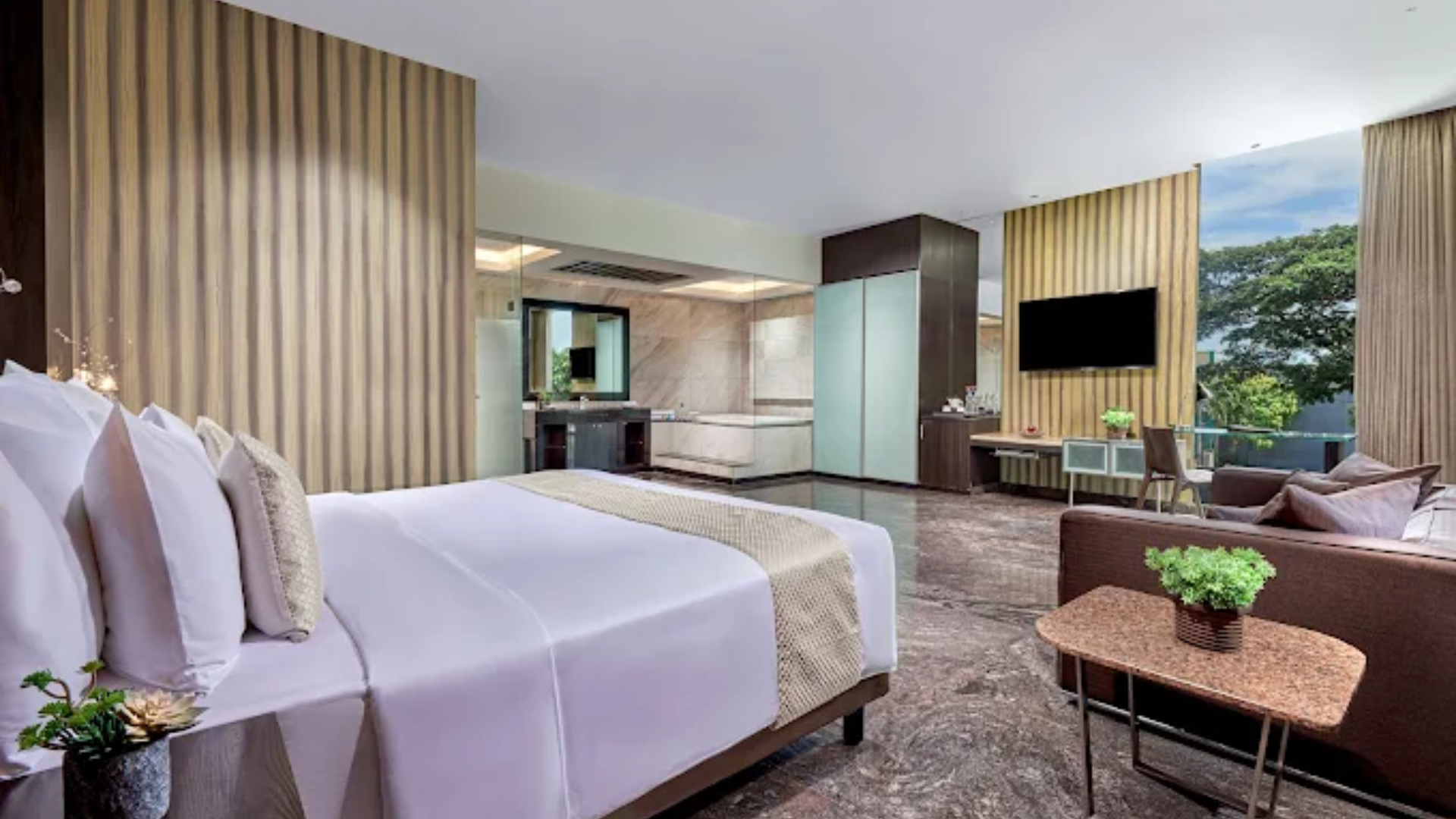 FM7 Resort Hotel