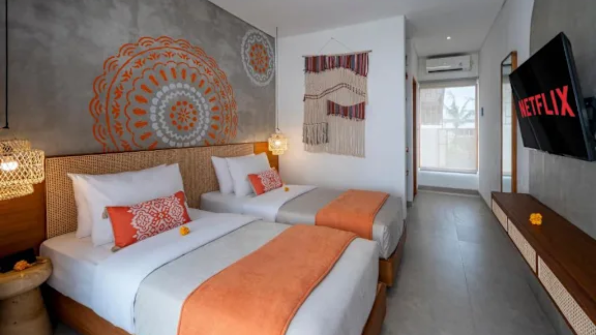 Roomates Hostel Canggu