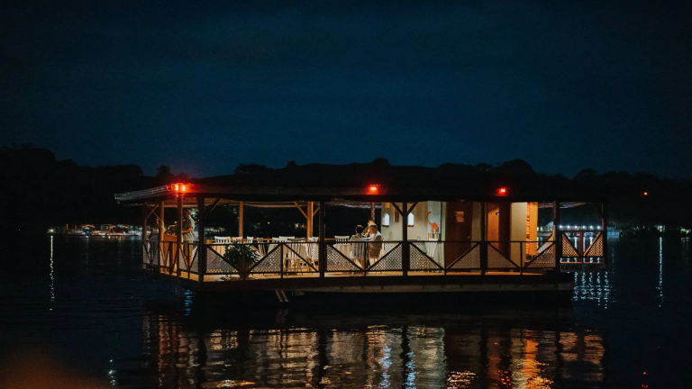 12D11N Signature: Costa Rica’s Tortuguero, Arenal & Cloud Forests
