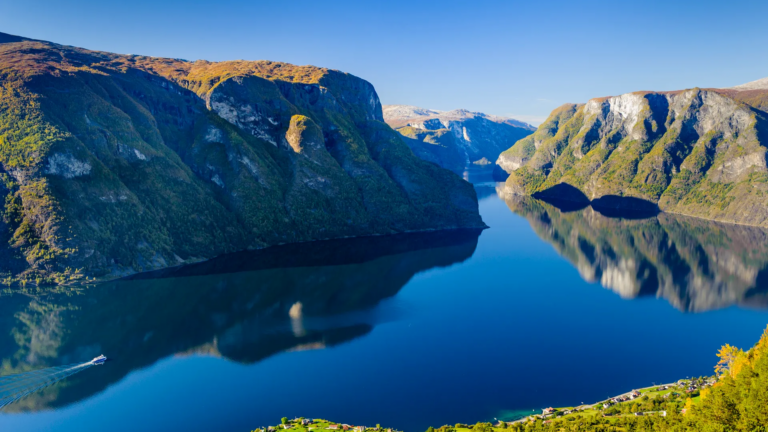Railbookers: 10D9N Signature – Norwegian Fjord Adventure