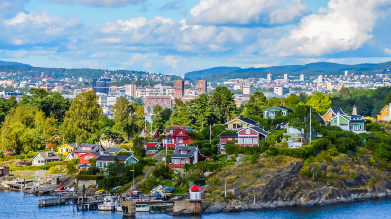 Railbookers: 10D9N Signature – Norwegian Fjord Adventure